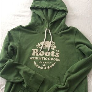 Roots sweater- good condition